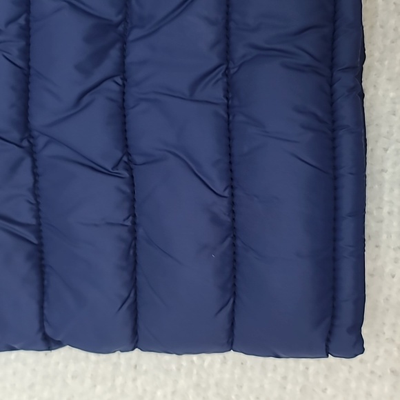 Old Navy Kids Full Zip Quilted Puffer Vest Jacket in Blue/Gray - Picture 17 of 17